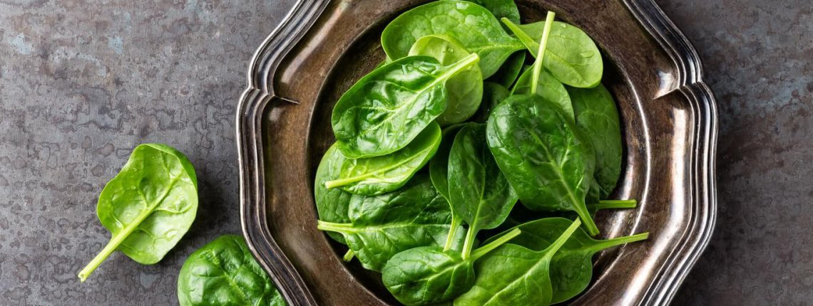 Fresh baby spinach leaves